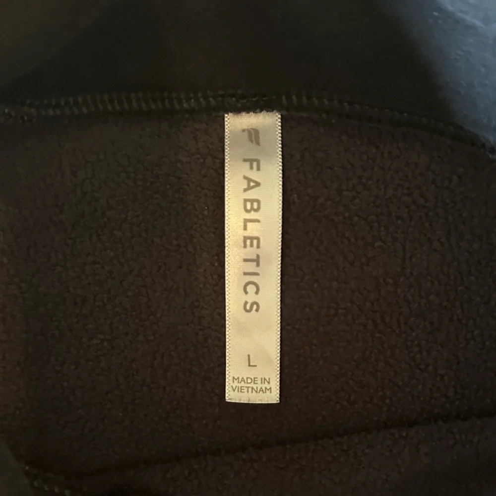 FABLETICS black mock neck sweatshirt size Large - Picture 5 of 6